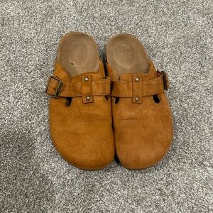 Golden Brown Women’s Clogs